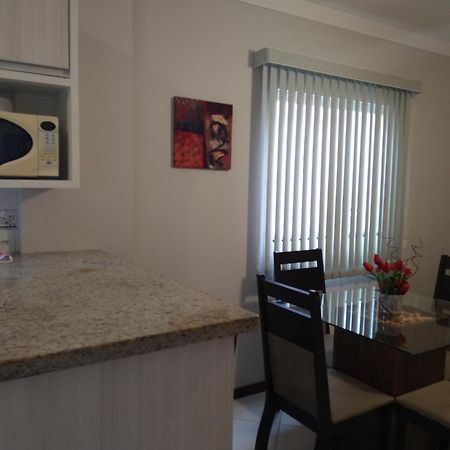 Aconchegante Apartamento Pe Na Areia Na Praia De Ingleses Gaivotas 70M Do Mar Флорианополис Экстерьер фото