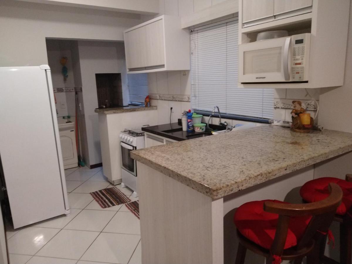 Aconchegante Apartamento Pe Na Areia Na Praia De Ingleses Gaivotas 70M Do Mar Флорианополис Экстерьер фото